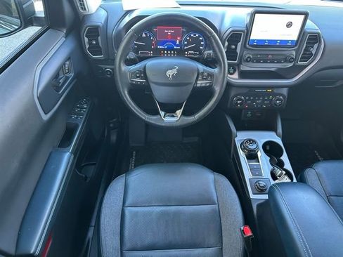 Used 2021 Ford Bronco Sport Outer Banks w/ Outer Banks Package image 11