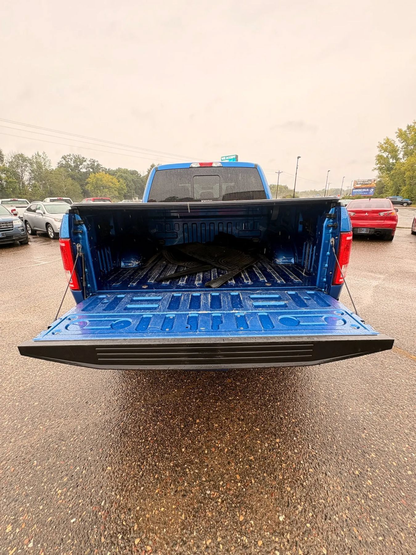 Used 2015 Ford F150 XLT w/ Equipment Group 302A Luxury AWD/4WD image 45
