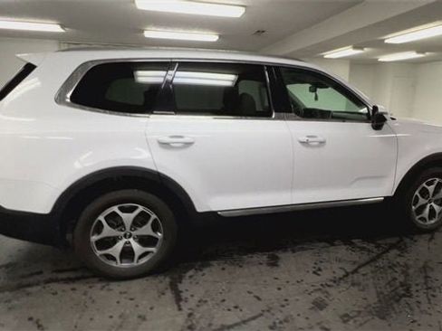 Used 2021 Kia Telluride EX image 9