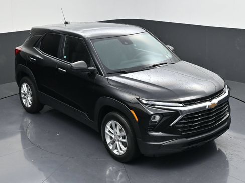 Certified 2024 Chevrolet TrailBlazer LS w/ LS Convenience Package AWD/4WD image 45