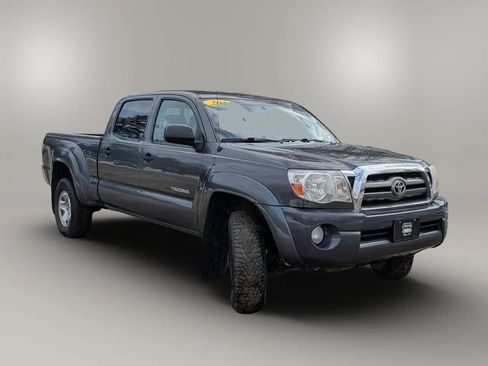 Used 2010 Toyota Tacoma 4x4 Double Cab image 1
