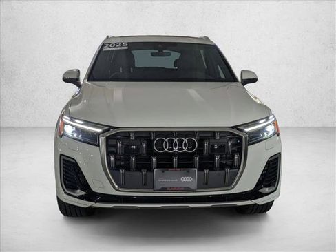 Certified 2025 Audi Q7 3.0T Premium w/ Convenience Package image 2