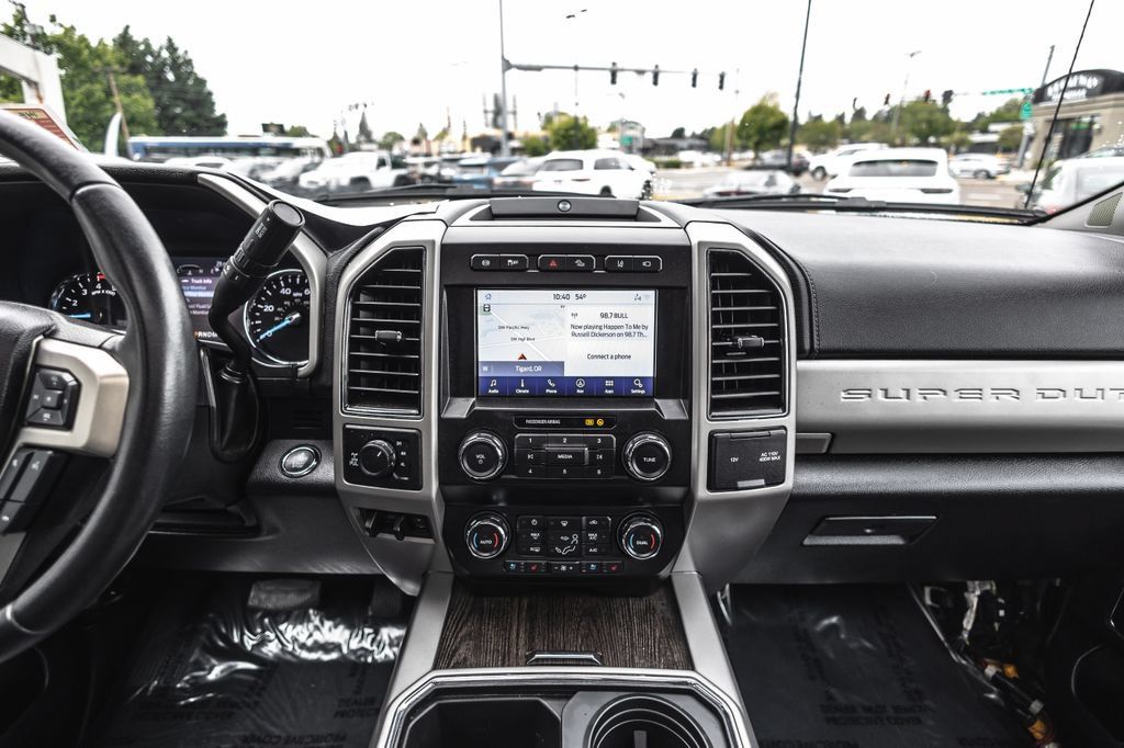 Used 2021 Ford F250 Lariat w/ Tremor Off-Road Package AWD/4WD image 31