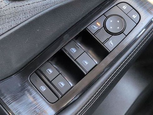 Certified 2023 Nissan Rogue SV AWD/4WD image 22