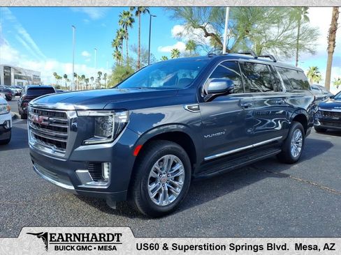 Used 2021 GMC Yukon XL SLT w/ SLT Premium Package image 1