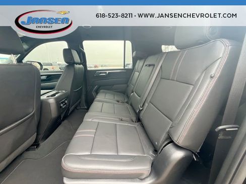 Used 2025 Chevrolet Suburban RST image 24