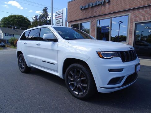 Used 2020 Jeep Grand Cherokee High Altitude image 32