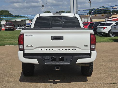 Used 2023 Toyota Tacoma SR AWD/4WD image 5