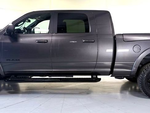 Used 2022 RAM 2500 Laramie w/ Night Edition AWD/4WD image 9