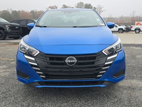 Used 2024 Nissan Versa SV w/ Trunk Package image 8