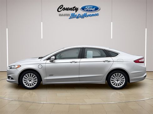 Used 2014 Ford Fusion Energi SE image 3