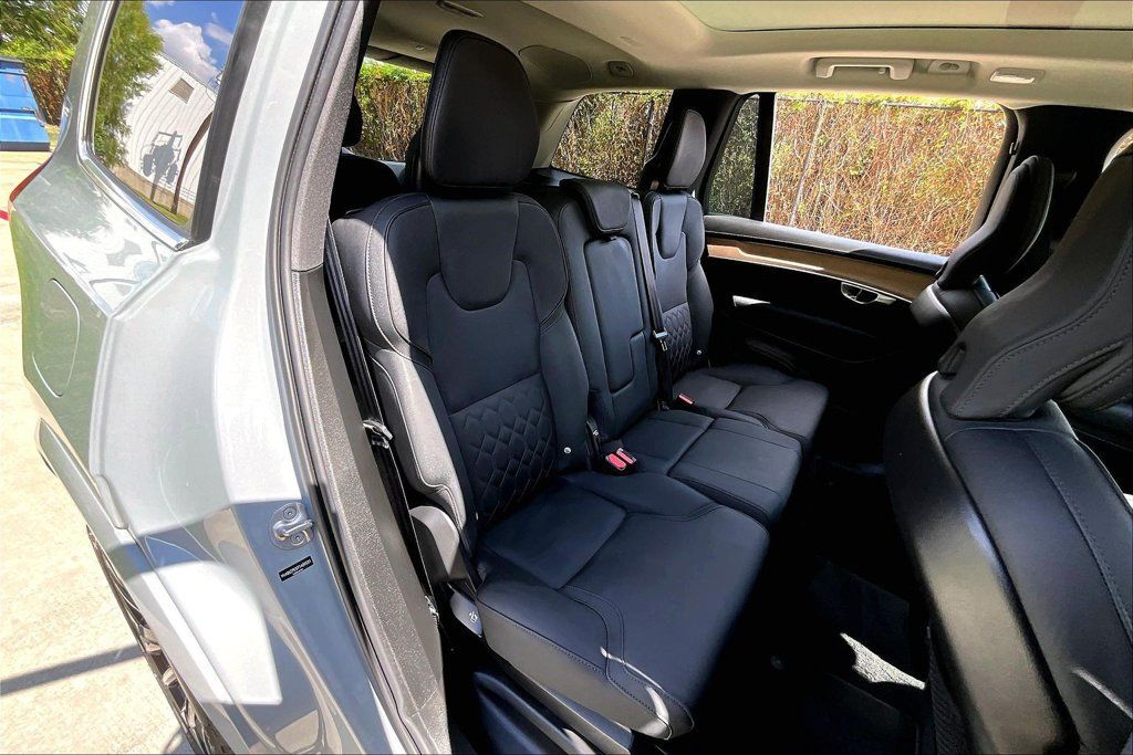 Certified 2026 Volvo XC90 B6 Plus AWD/4WD image 37