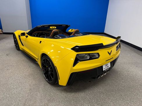Used 2019 Chevrolet Corvette Z06 image 12