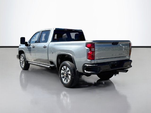 Used 2024 Chevrolet Silverado 2500 Custom w/ Custom Value Package AWD/4WD image 5