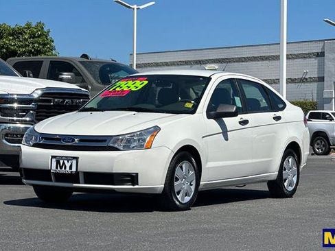 Used 2011 Ford Focus S FWD image 8