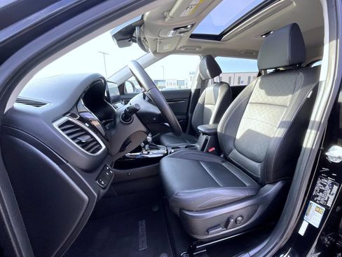 Used 2022 Kia Seltos EX AWD/4WD image 11