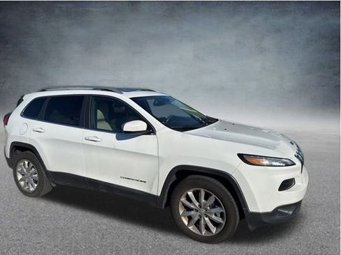 Used 2017 Jeep Cherokee Limited image 1