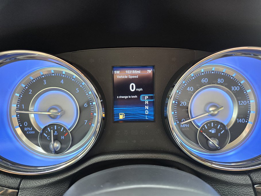 Used 2014 Chrysler 300 w/ Driver Convenience Group RWD image 13