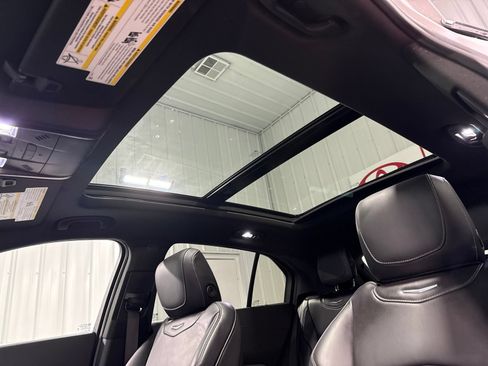 Used 2020 Cadillac XT4 Premium Luxury AWD/4WD image 28