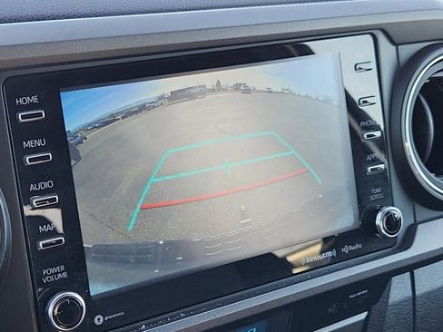 Used 2022 Toyota Tacoma SR image 19