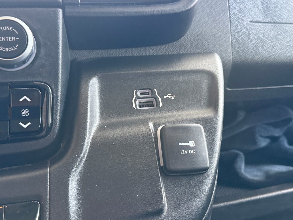 Used 2025 RAM ProMaster 2500 w/ Convenience Group FWD image 21