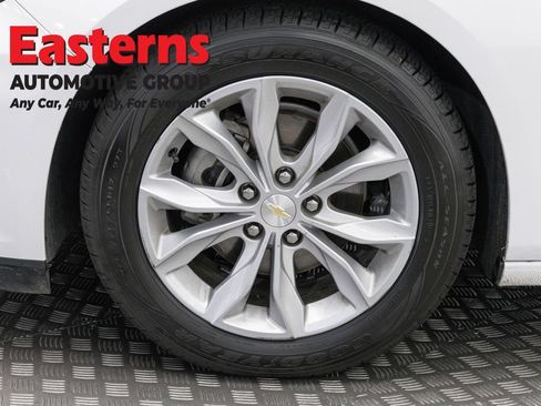 Used 2025 Chevrolet Malibu LT FWD image 31