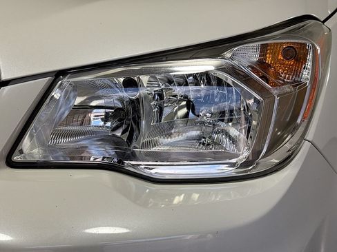 Used 2016 Subaru Forester 2.5i Limited AWD/4WD image 38
