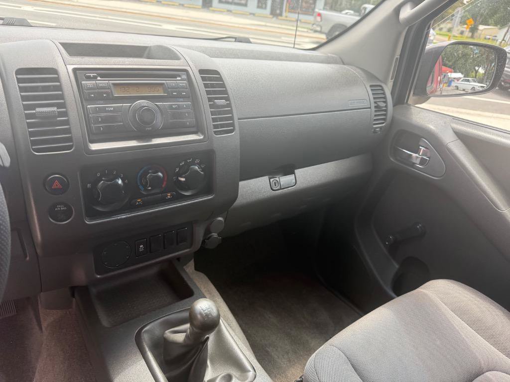 Used 2013 Nissan Frontier S w/ S Preferred Pkg RWD image 21