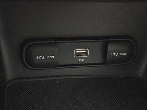 Used 2020 Kia Sportage LX image 29