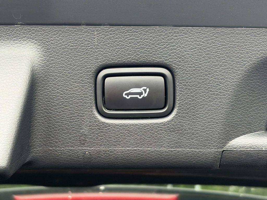Used 2025 Hyundai Palisade XRT AWD/4WD image 13
