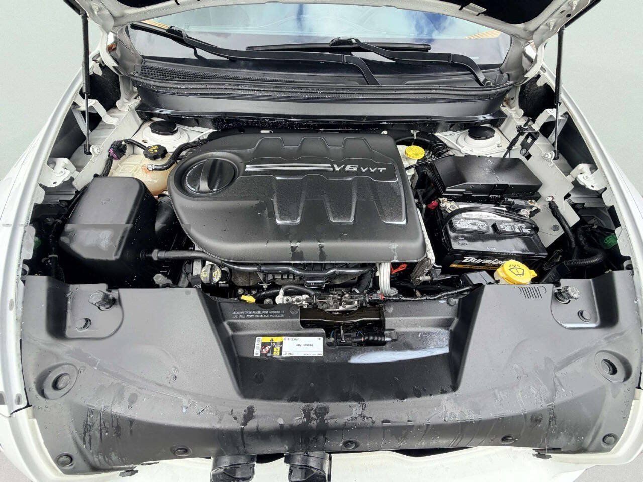 Used 2018 Jeep Cherokee Limited w/ Trailer Tow Group AWD/4WD image 11