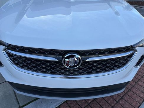 Used 2022 Buick Envision Avenir w/ Technology Package II image 9