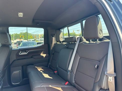 New 2026 GMC Sierra 1500 Denali w/ Denali Reserve Package AWD/4WD image 30