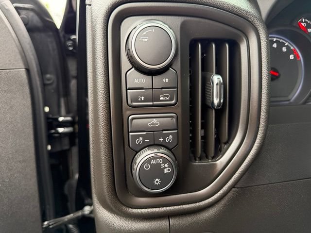 Certified 2025 Chevrolet Silverado 1500 Custom AWD/4WD image 16