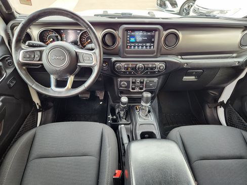 Used 2020 Jeep Gladiator Sport w/ Quick Order Package 24S image 11