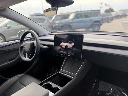 Used 2026 Tesla Model Y Long Range AWD/4WD image 40