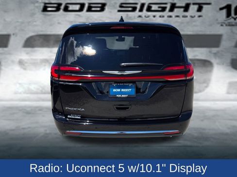New 2025 Chrysler Pacifica Select image 5