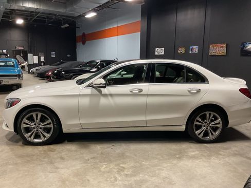 Used 2018 Mercedes-Benz C 300 4MATIC Sedan w/ Multimedia Package image 6