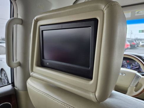 Used 2015 INFINITI QX80 4WD w/ Deluxe Technology Package image 26