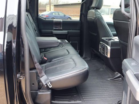 Used 2016 Ford F150 Platinum w/ Equipment Group 701A Luxury image 30