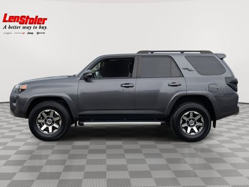 Used 2021 Toyota 4Runner TRD Off-Road Premium image 3