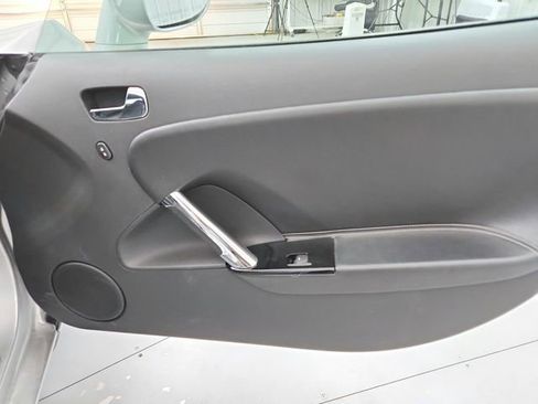 Used 2009 Saturn Sky w/ Premium Trim Package RWD image 32