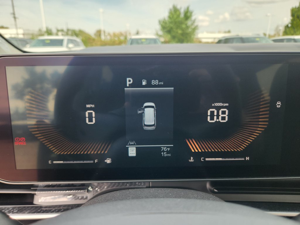 New 2027 Kia Carnival EX FWD image 18