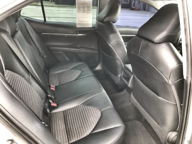 Used 2021 Toyota Camry SE FWD image 17