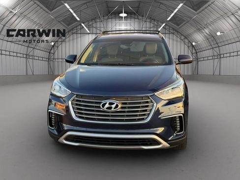 Used 2018 Hyundai Santa Fe SE FWD image 3