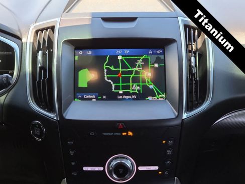 Used 2020 Ford Edge Titanium w/ Equipment Group 301A AWD/4WD image 20