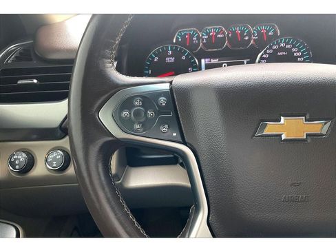 Used 2016 Chevrolet Suburban LTZ image 20