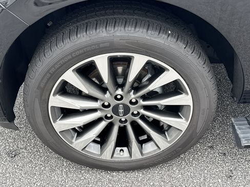Used 2019 Lincoln Navigator Select w/ Cargo Package RWD image 13