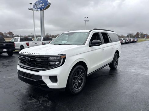 New 2025 Ford Expedition Max Platinum w/ Stealth Performance Package image 3