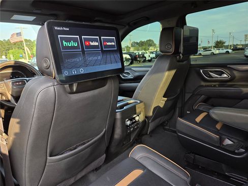 Used 2024 GMC Yukon AT4 w/ AT4 Premium Plus Package AWD/4WD image 21
